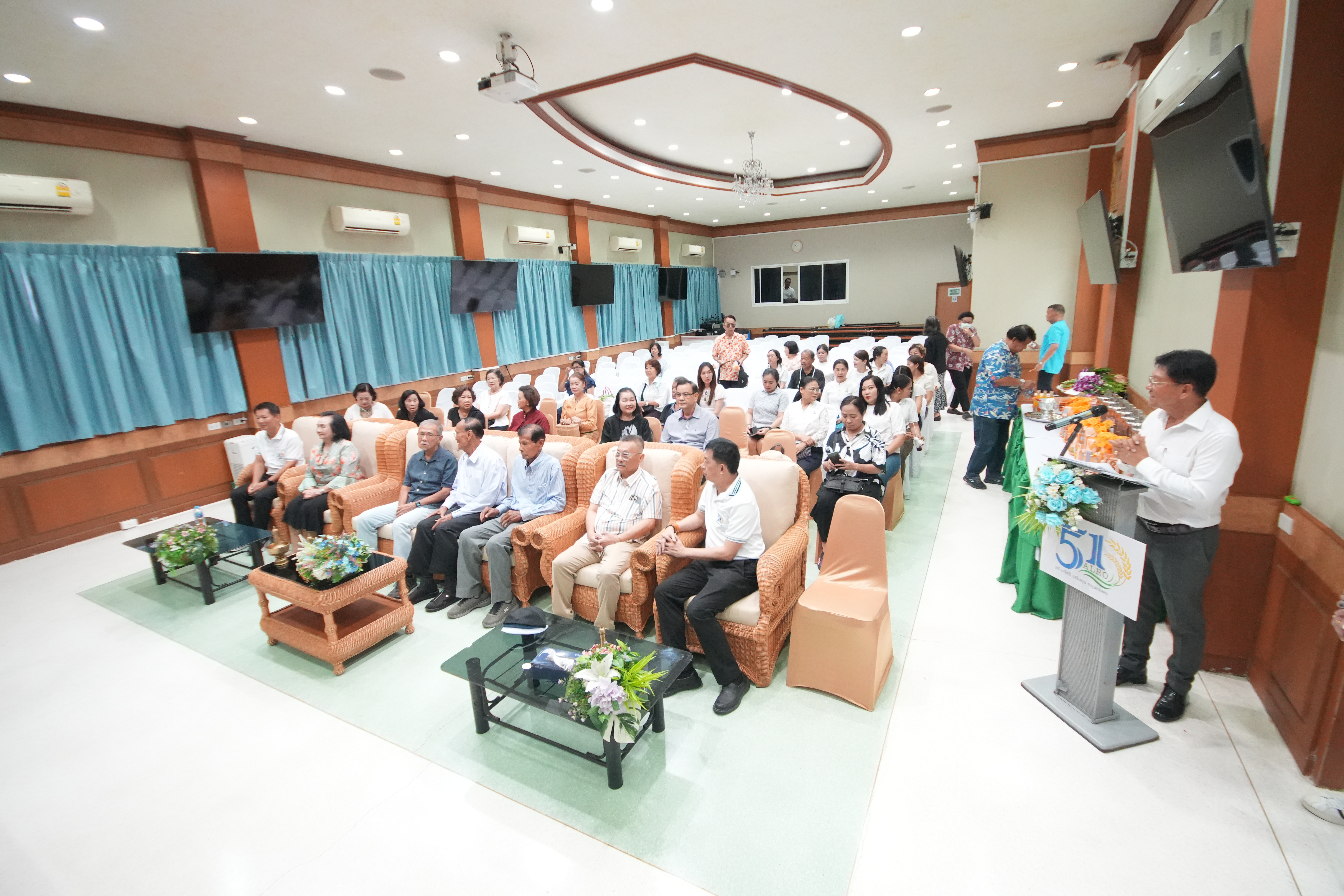 title - ชมรมผู้สูงอายุ ส.ป.ก. จัดพิธีทำบุญอุทิศส่วนกุศลให้ข้าราชการ/เจ้าหน้าที่ ส.ป.ก. ที่ล่วงลับไปแล้ว